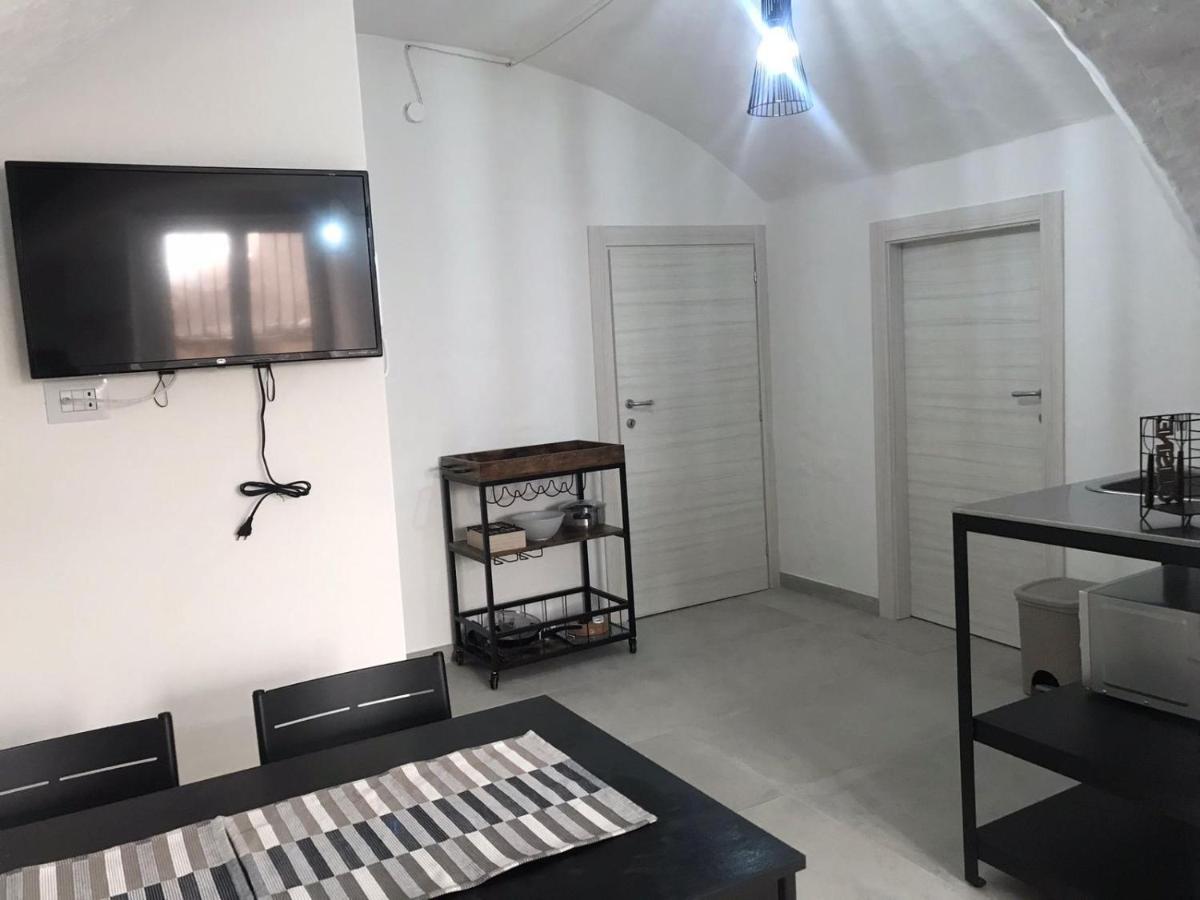 I Venti Apartment Таранто Екстериор снимка