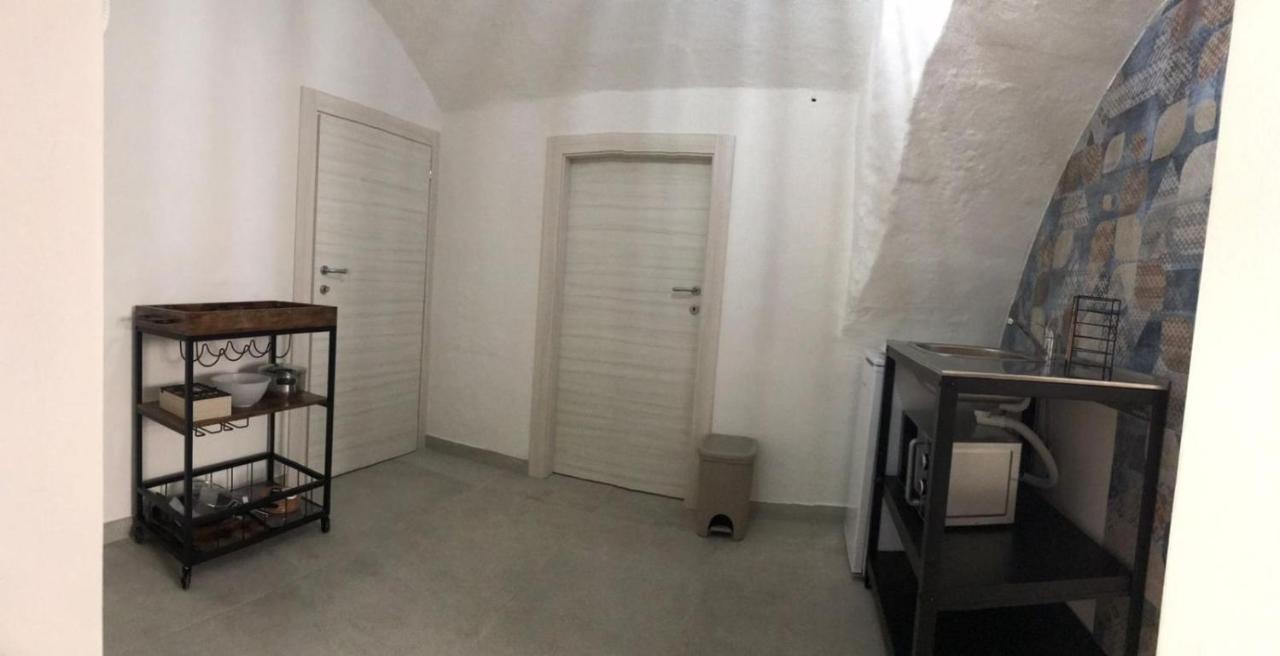I Venti Apartment Таранто Екстериор снимка